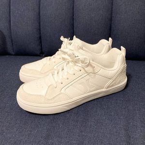 Hurley white sneakers